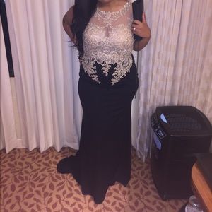 PROM DRESS FOR SALE‼️‼️